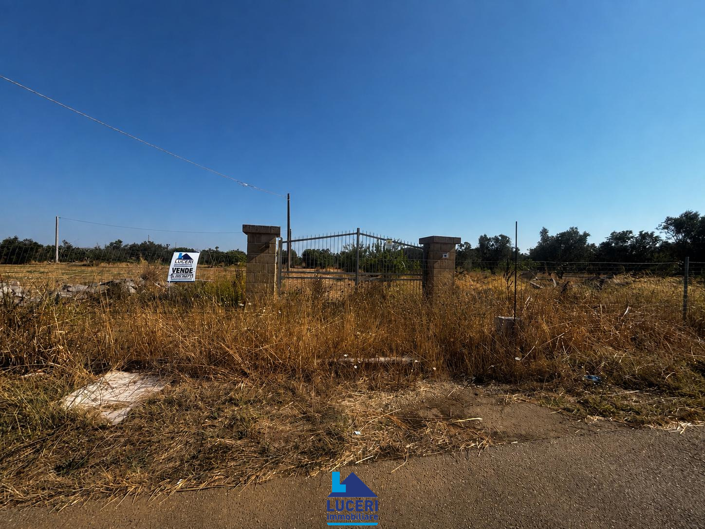 MG-39.002 Terreno di 7000 mq edificabile, Matino