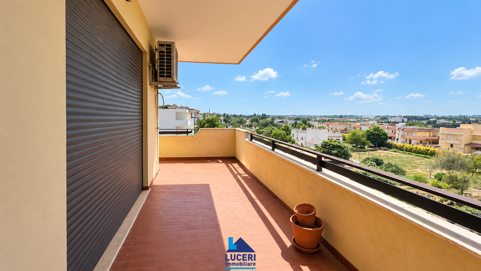 Ampio appartamento termoautonomo con terrazzo, Matino