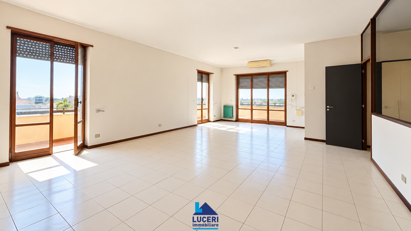 Ampio appartamento termoautonomo con terrazzo, Matino