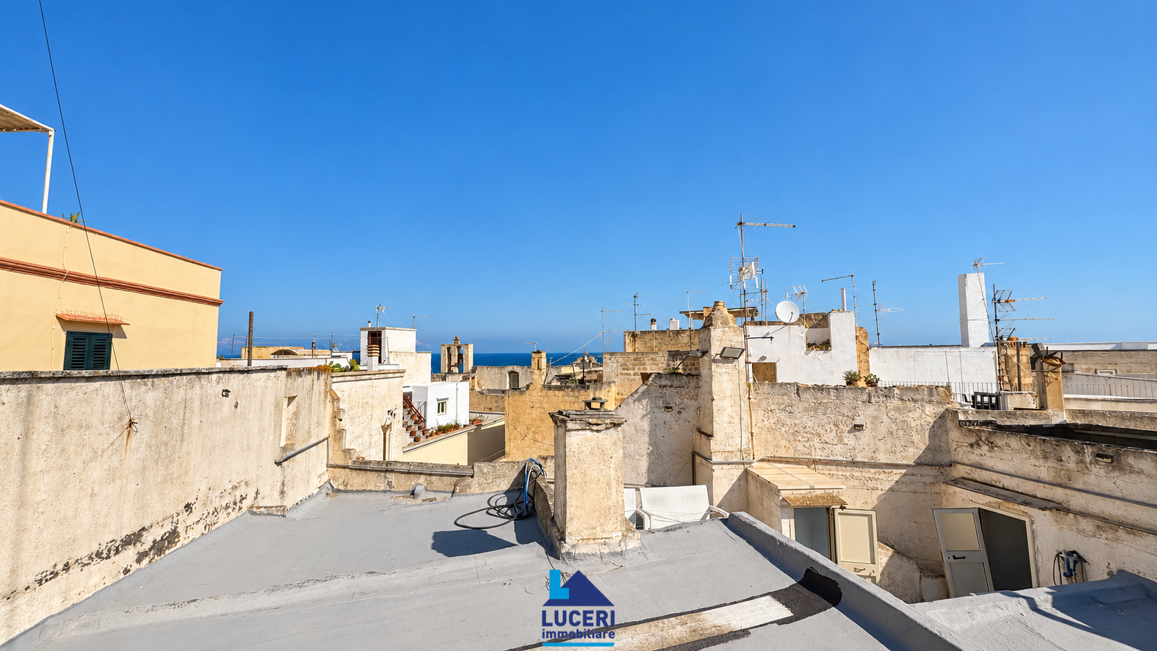 G-399.017 Antica abitazione con volte a stella e terrazza vista mare, Centro Storico, Gallipoli